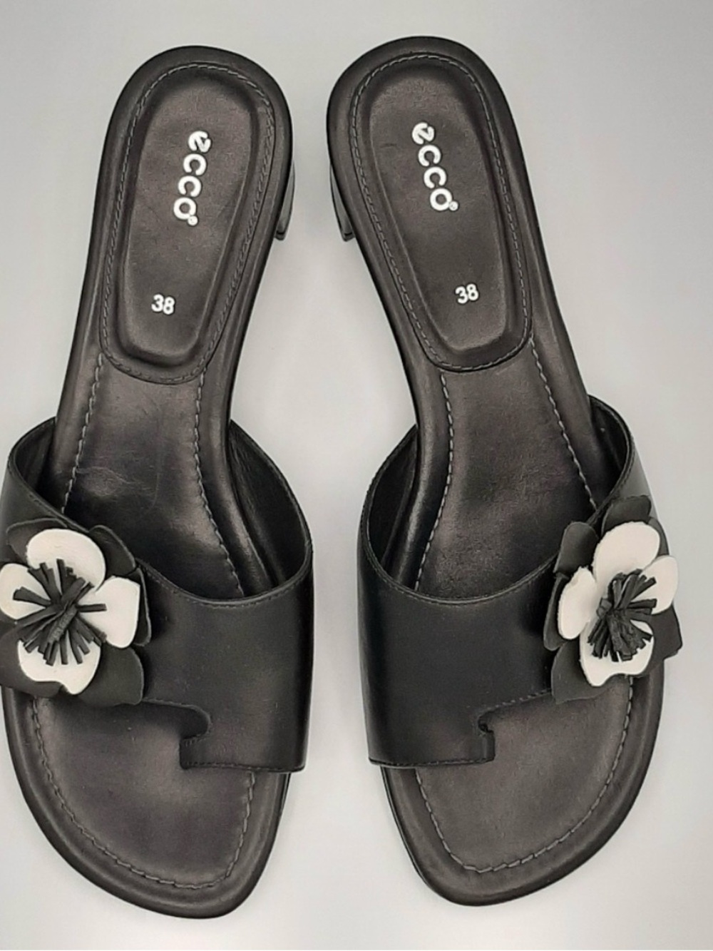 Ecco Black Leather Slides with White Floral Detail